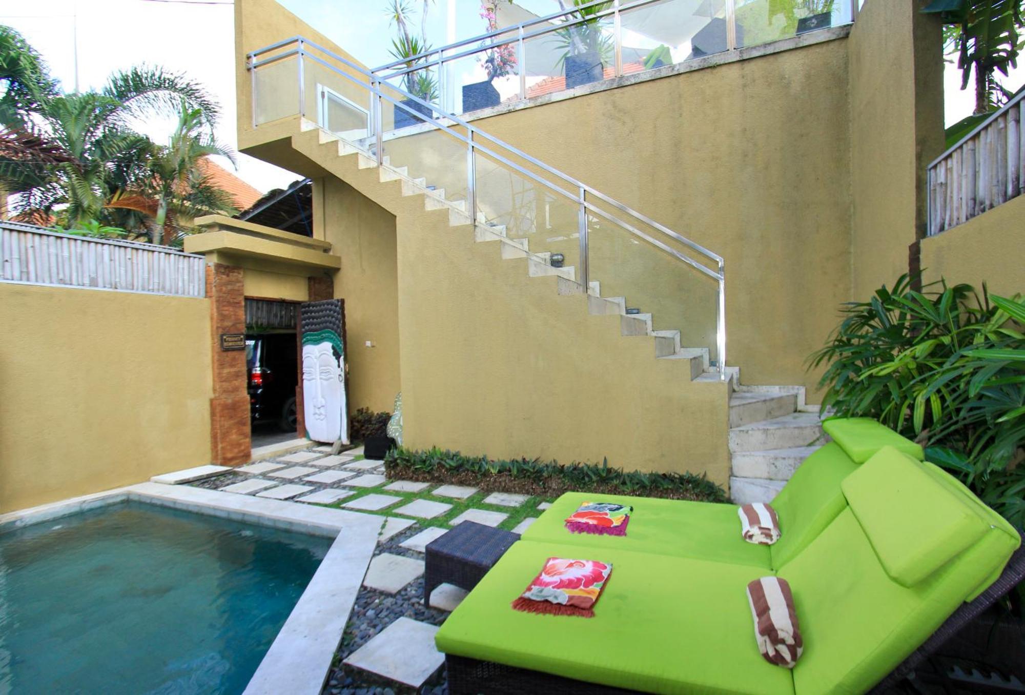 O Villas Seminyak Exterior photo